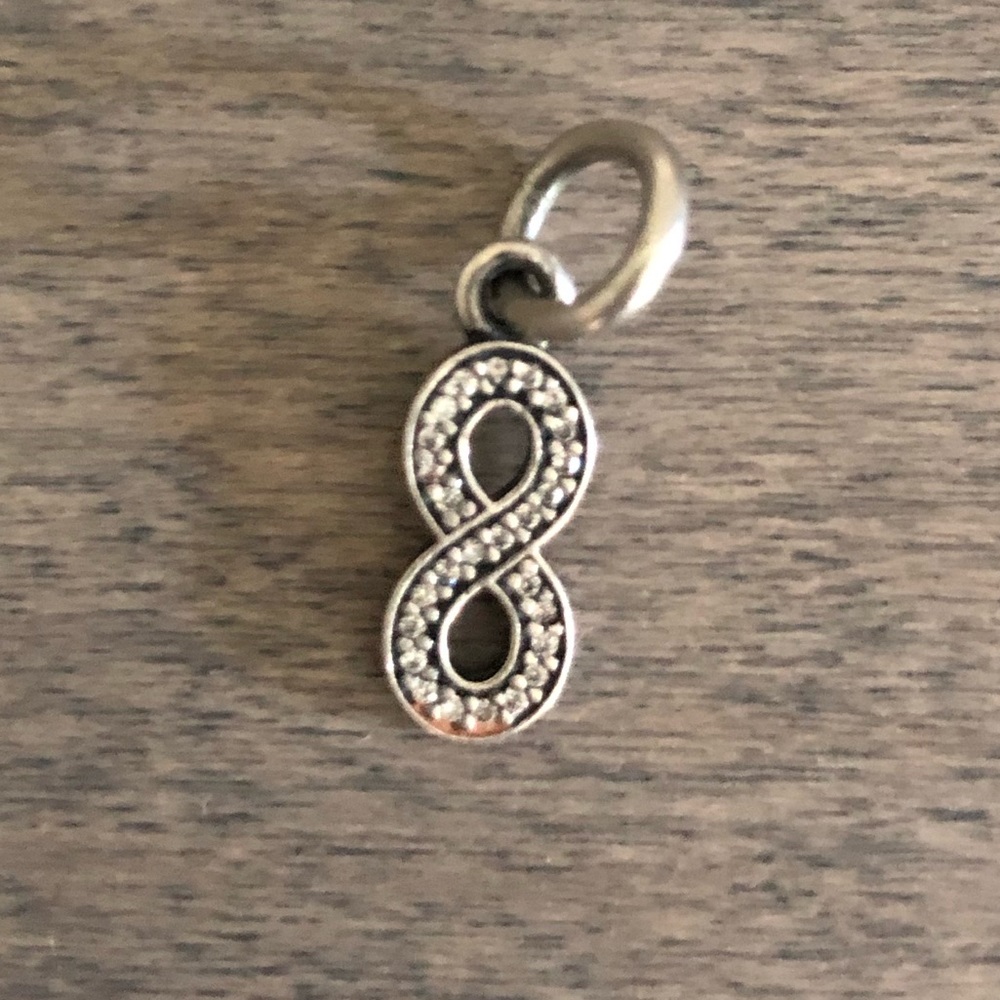 Pandora spacer charm